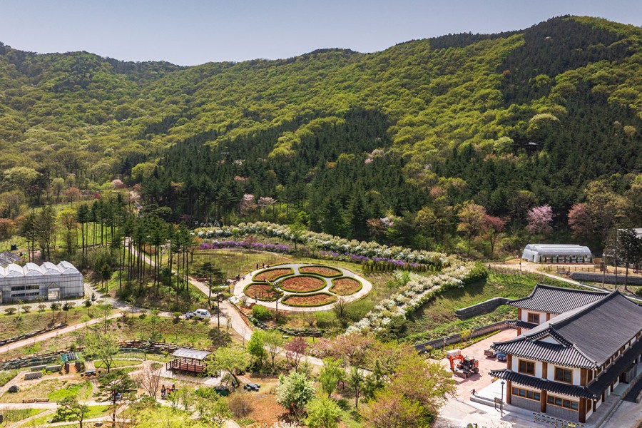 Mugunghwa Arboretum